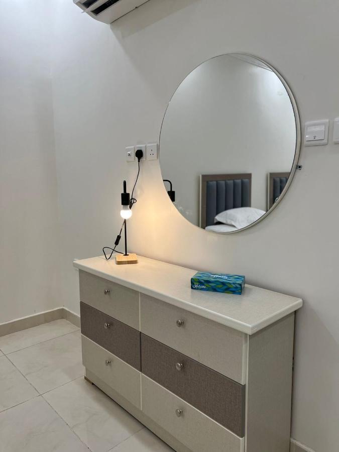 Luxurious Family 3 Bedroom 10 Mins Drive To Al-masjid Nabawi - Nozol Noor 1 Médine