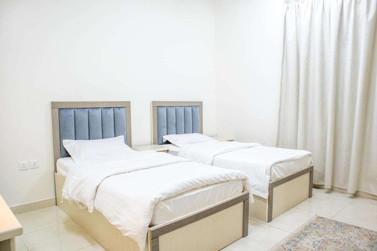 Luxurious Family 3 Bedroom 10 Mins Drive To Al-masjid Nabawi - Nozol Noor 1 Médine